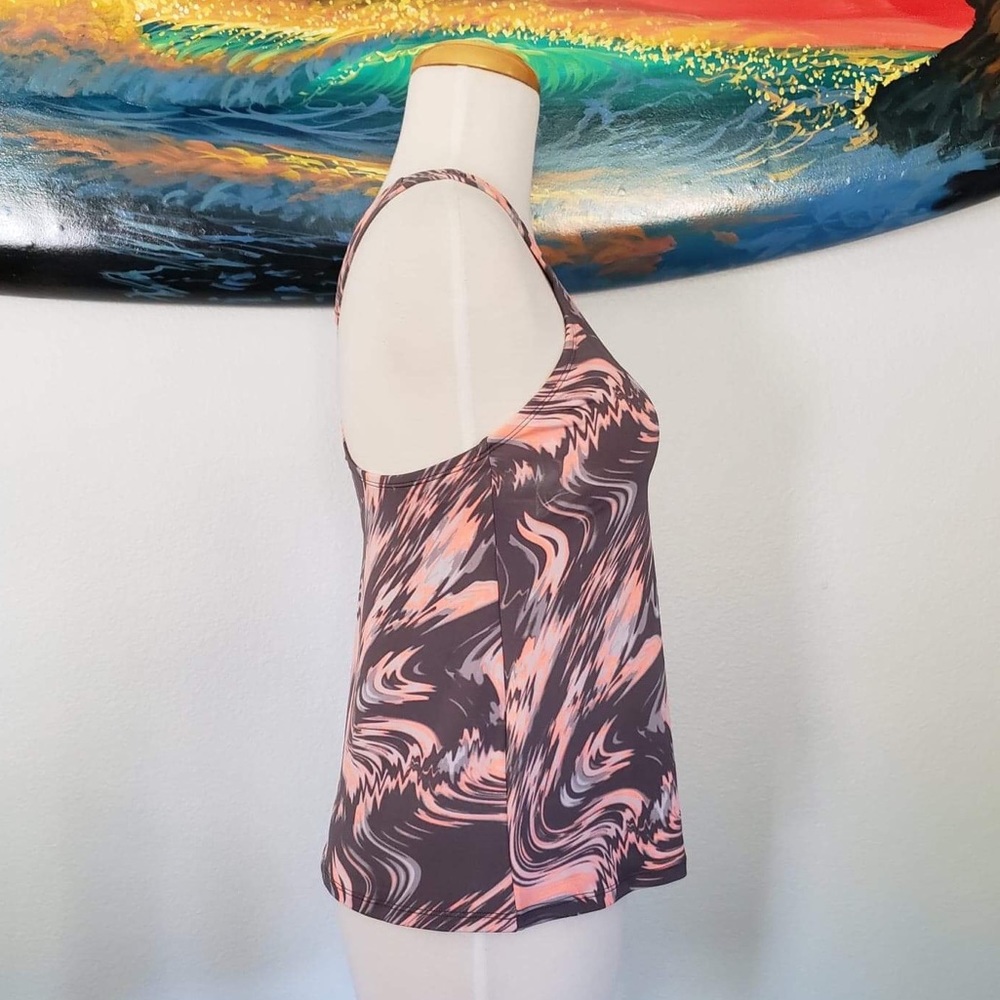 Excellent condition Nike top - Picture 4 of 8